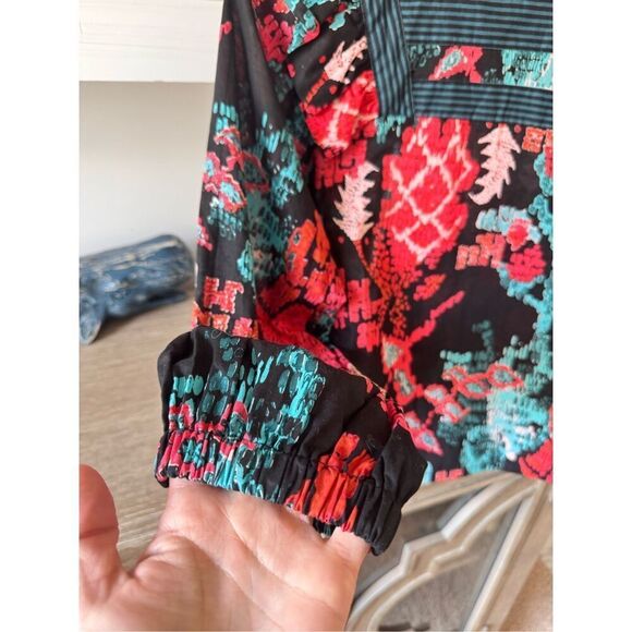 Bel Kazan Floral Printed Blouse Size Medium - Picture 3 of 9
